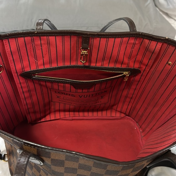 Louis Vuitton Neverfull Tote - Picture 5 of 5